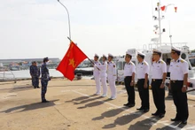 En la ceremonia de recepción para la delegación del buque 17 de la Brigada 171, perteneciente a la Región Naval 2 de la Armada Popular de Vietnam. (Foto: baohaiquanvietnam.vn)