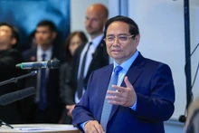 El primer ministro de Vietnam, Pham Minh Chinh, habla en el evento. (Foto: VNA)