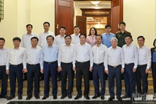 [Foto] Buró Político trabaja con Juntas Ejecutivas de Comités partidistas en Dien Bien y Gia Lai