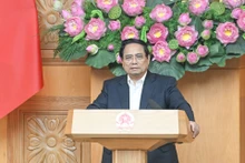 El primer ministro de Vietnam, Pham Minh Chinh, habla en la reunión. (Foto: Nhan Dan)