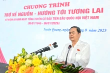 El presidente de la Asamblea Nacional Tran Thanh Man habla en el programa. (Foto: Nhan Dan)