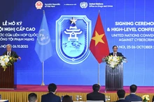 Premier vietnamita y secretario general de ONU comparecen en rueda de prensa tras la firma de Convención de Hanói