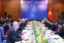 En la reunión. (Foto: Nhan Dan)