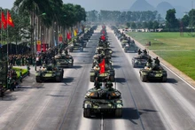 [Foto] Fuerzas militares y policiales realizan ensayo conjunto para el 80º aniversario del Día Nacional de Vietnam