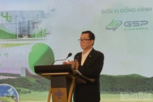 Mai Duy Thien, presidente de la Asociación de Energía Limpia de Vietnam, habla en el evento. (Foto: Nhan Dan)