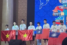 Los estudiantes vietnamitas obtienen destacados logros en la competencia World Mathematics Invitational (WMI) 2025.