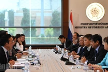 Delegación de la Asociación de Periodistas de Vietnam en el Ministerio de Asuntos Exteriores de Tailandia. (Foto: Nhan Dan)