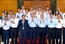 [Foto] Líder partidista preside reunión del Buró Político con Junta Permanente del Comité del Partido del Gobierno