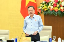 El presidente de la Asamblea Nacional, Tran Thanh Man, habla en la cita.