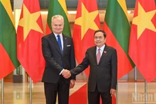[Foto] Líder parlamentario de Vietnam se entrevista con presidente de Lituania