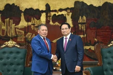 [Foto] Premier vietnamita recibe al ministro de Asuntos Exteriores y Comercio Exterior de las Islas Salomón