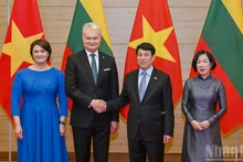 [Foto] Presidente vietnamita ofrece un banquete en honor de su homólogo de Lituania