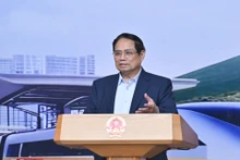 [Foto] Premier vietnamita preside conferencia sobre proyectos ferroviarios