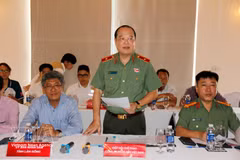 Le Xuan Duc, jefe de la Oficina de la Asociación Deportiva de la Seguridad Pública Popular de Vietnam, habla en el evento. (Foto: VNA)