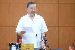 El secretario general del Partido Comunista y presidente de Vietnam, To Lam, habla en la cita. (Foto: Nhan Dan)
