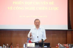El secretario general del Partido Comunista de Vietnam, To Lam, habla en la cita (Foto: Nhan Dan)