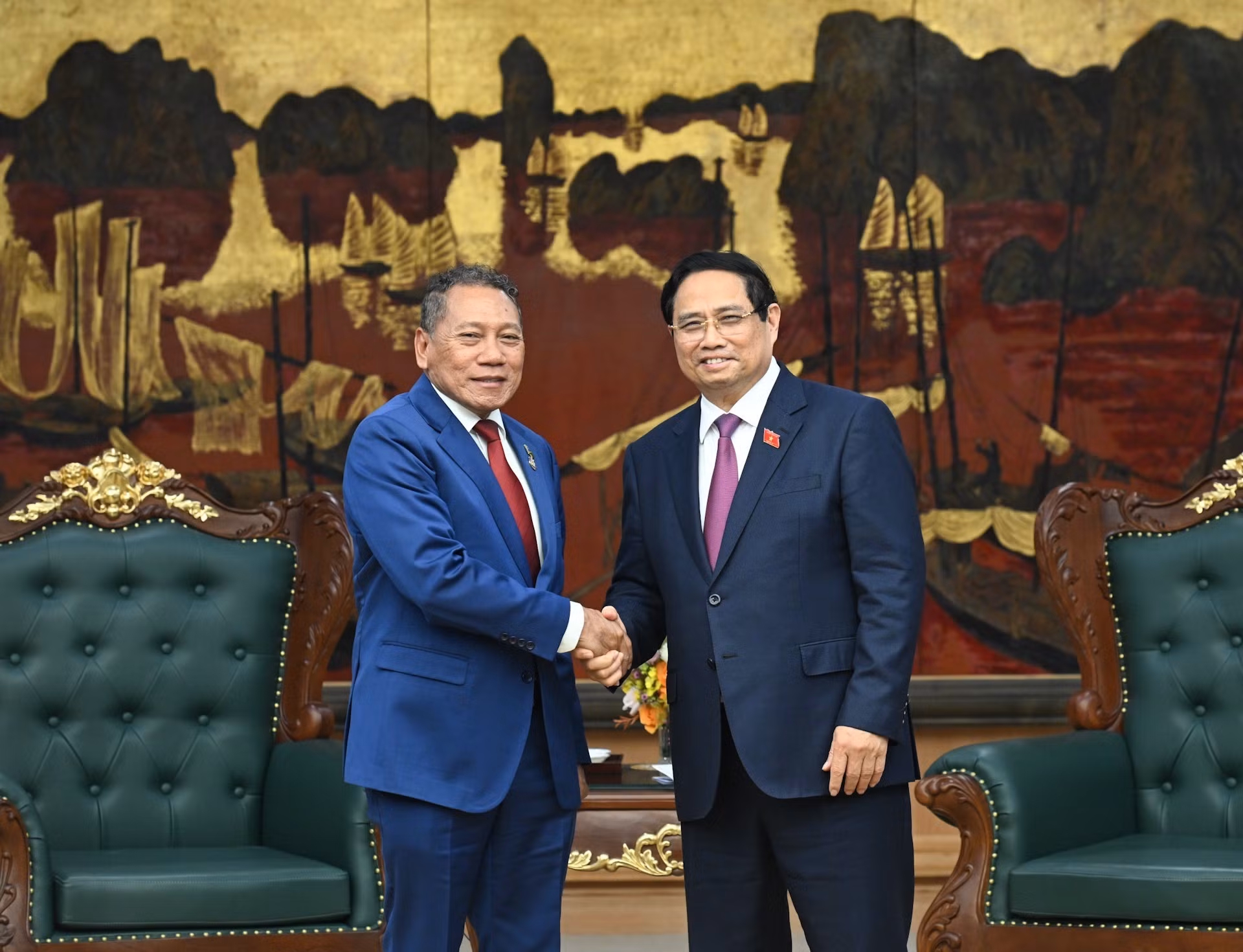 [Foto] Premier vietnamita recibe al ministro de Asuntos Exteriores y Comercio Exterior de las Islas Salomón