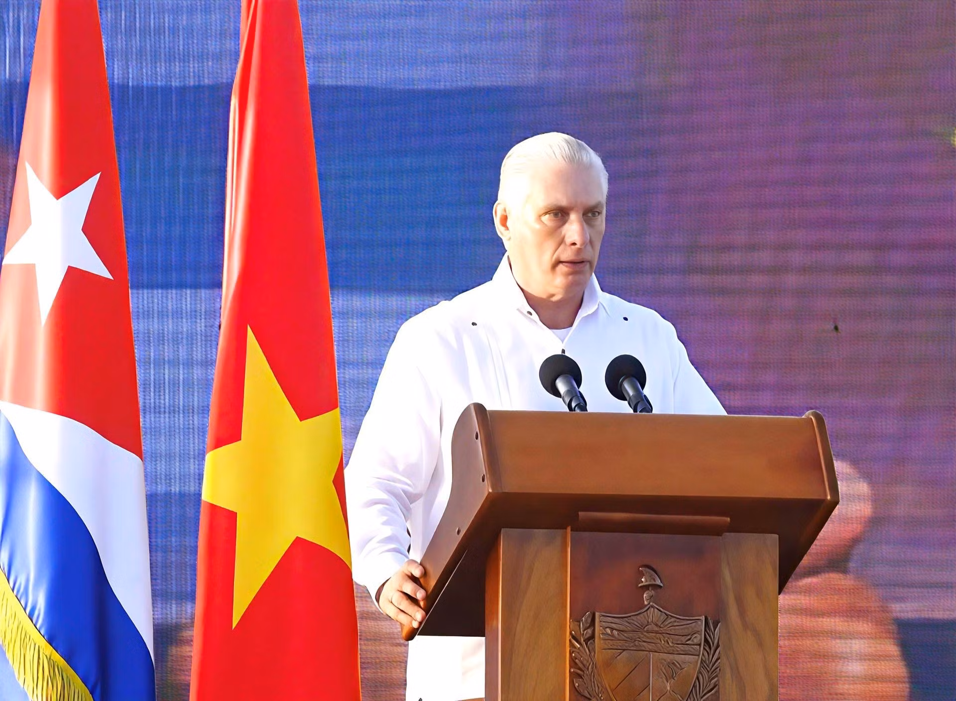El primer secretario del Partido Comunista y presidente de Cuba, Miguel Díaz-Canel Bermúdez, interviene en el acto.