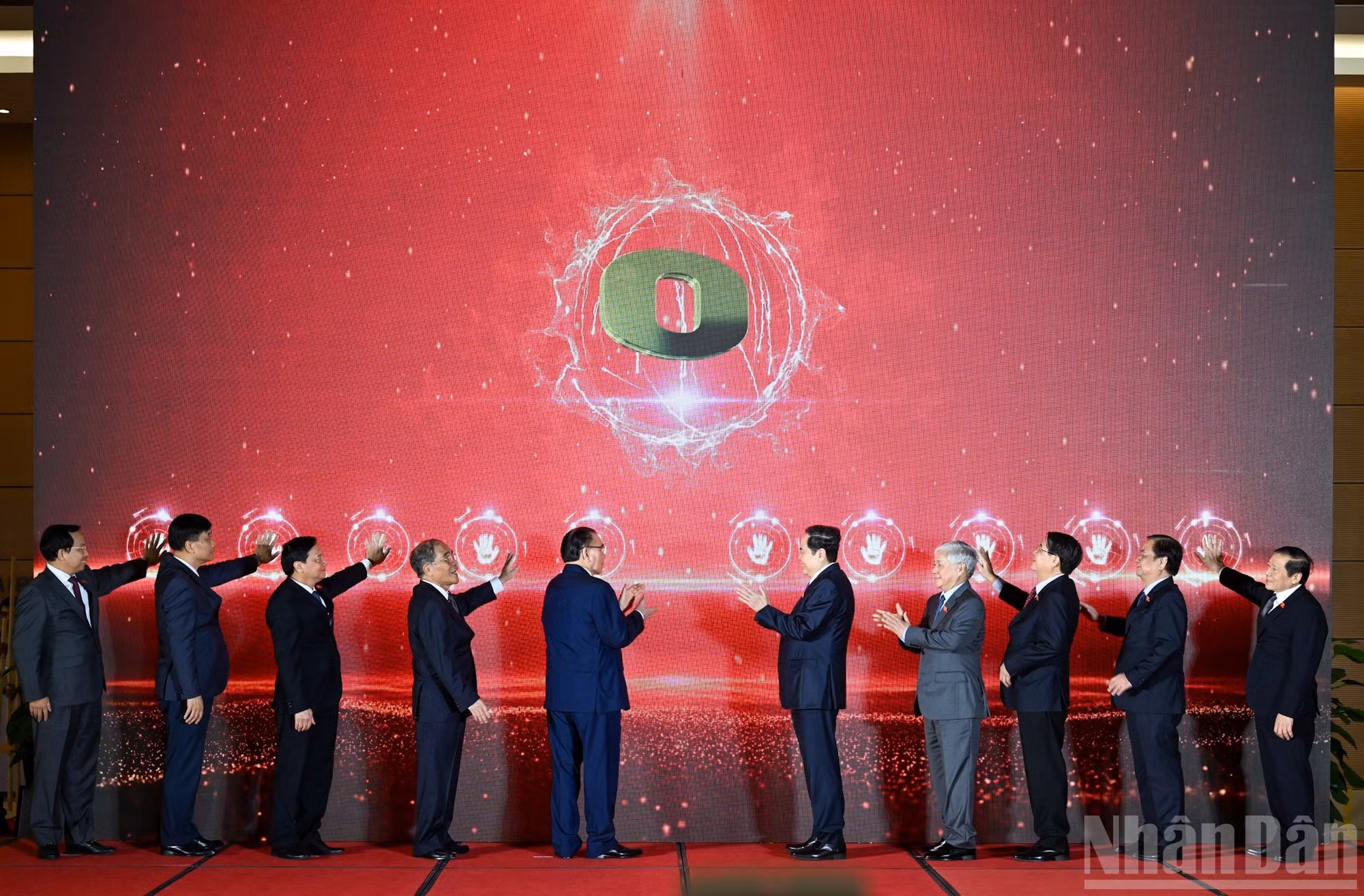 Los delegados inauguran el Museo.