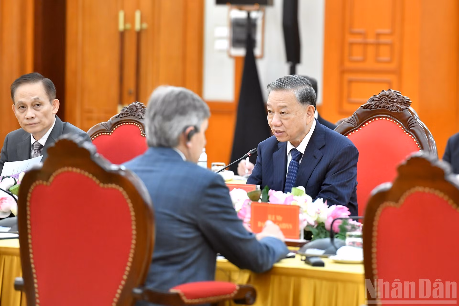 El secretario general del Partido Comunista de Vietnam, To Lam, habla en la cita.