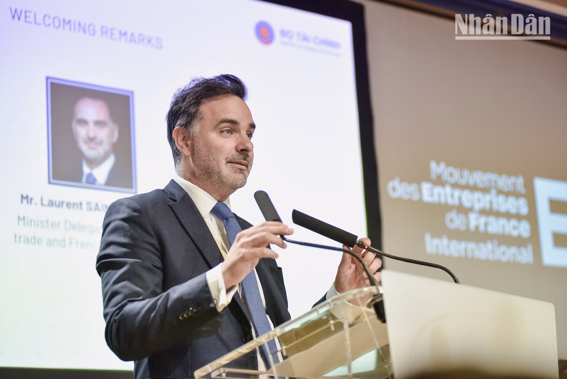 Laurent Saint-Martin subraya que el nuevo contexto exige una cooperación más sólida entre ambas naciones.