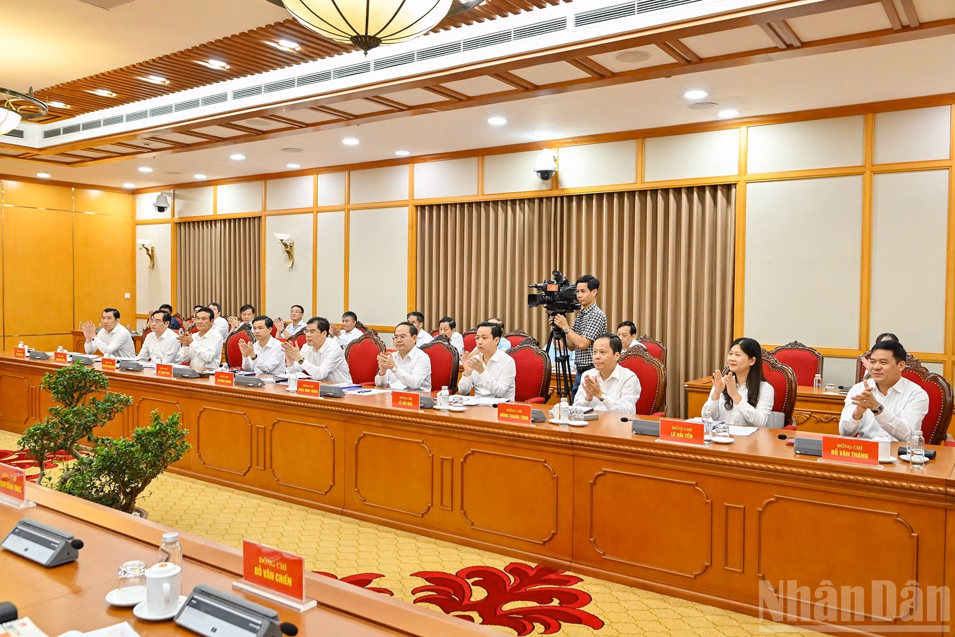 Miembros de la Junta Ejecutiva del Comité partidista en Cao Bang.