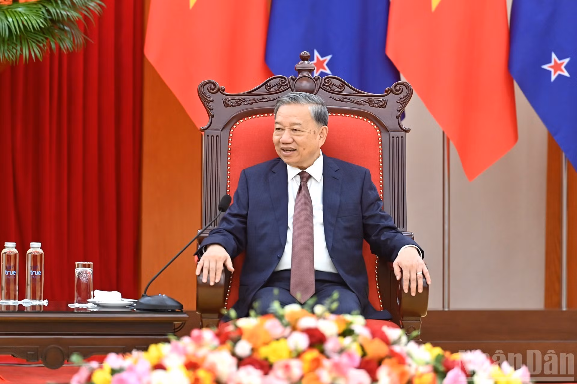 El dirigente partidista vietnamita en la cita.