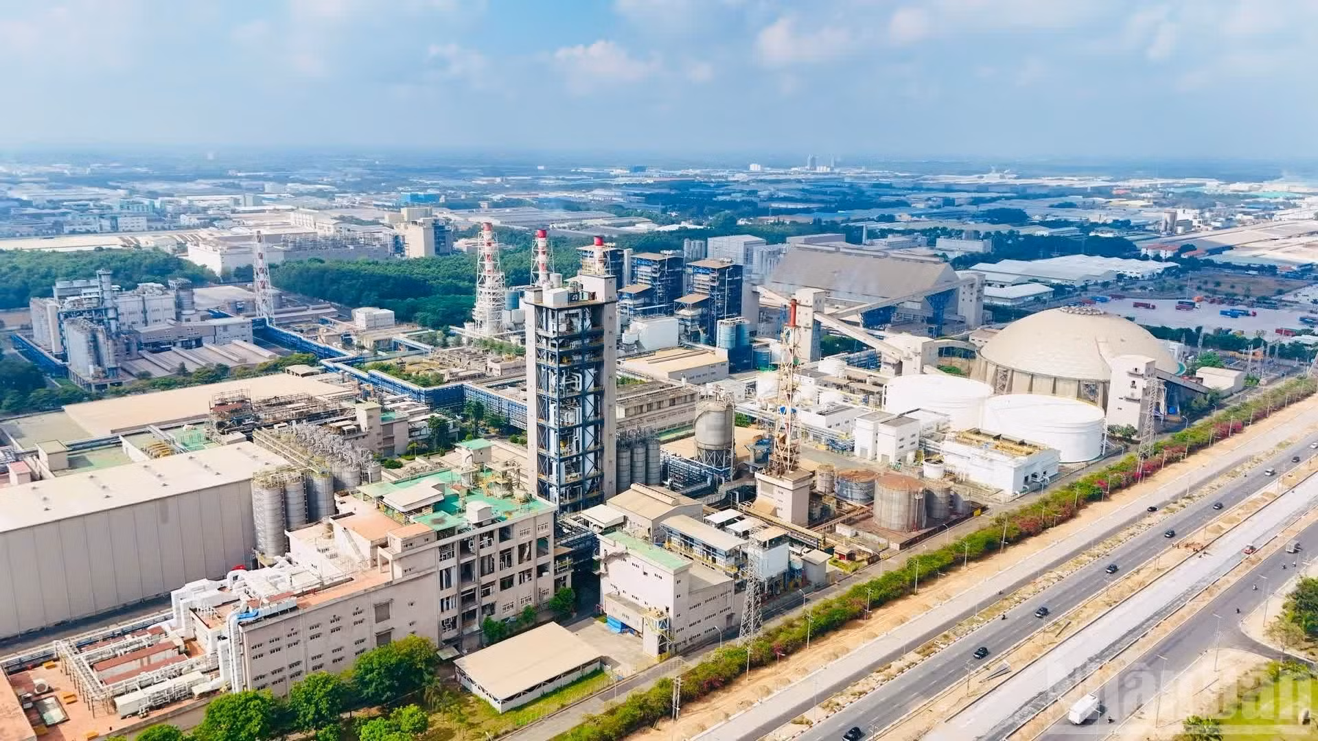 Dong Nai es la provincia con más zonas industriales del país. Según la planificación hasta 2030, contará con 89. Actualmente hay 58, de las cuales 43 están operativas.