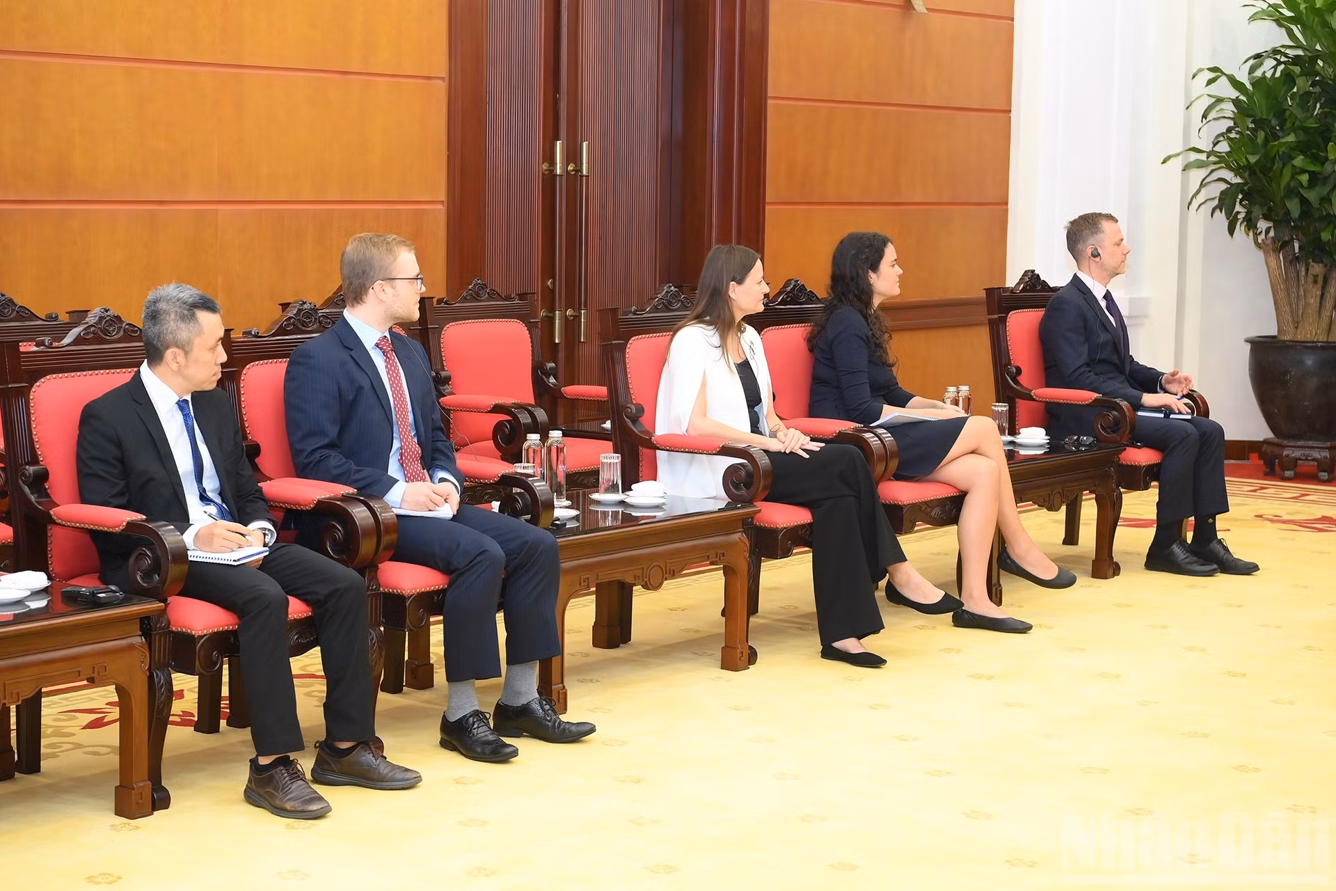 La delegación de Reino Unido en la cita.