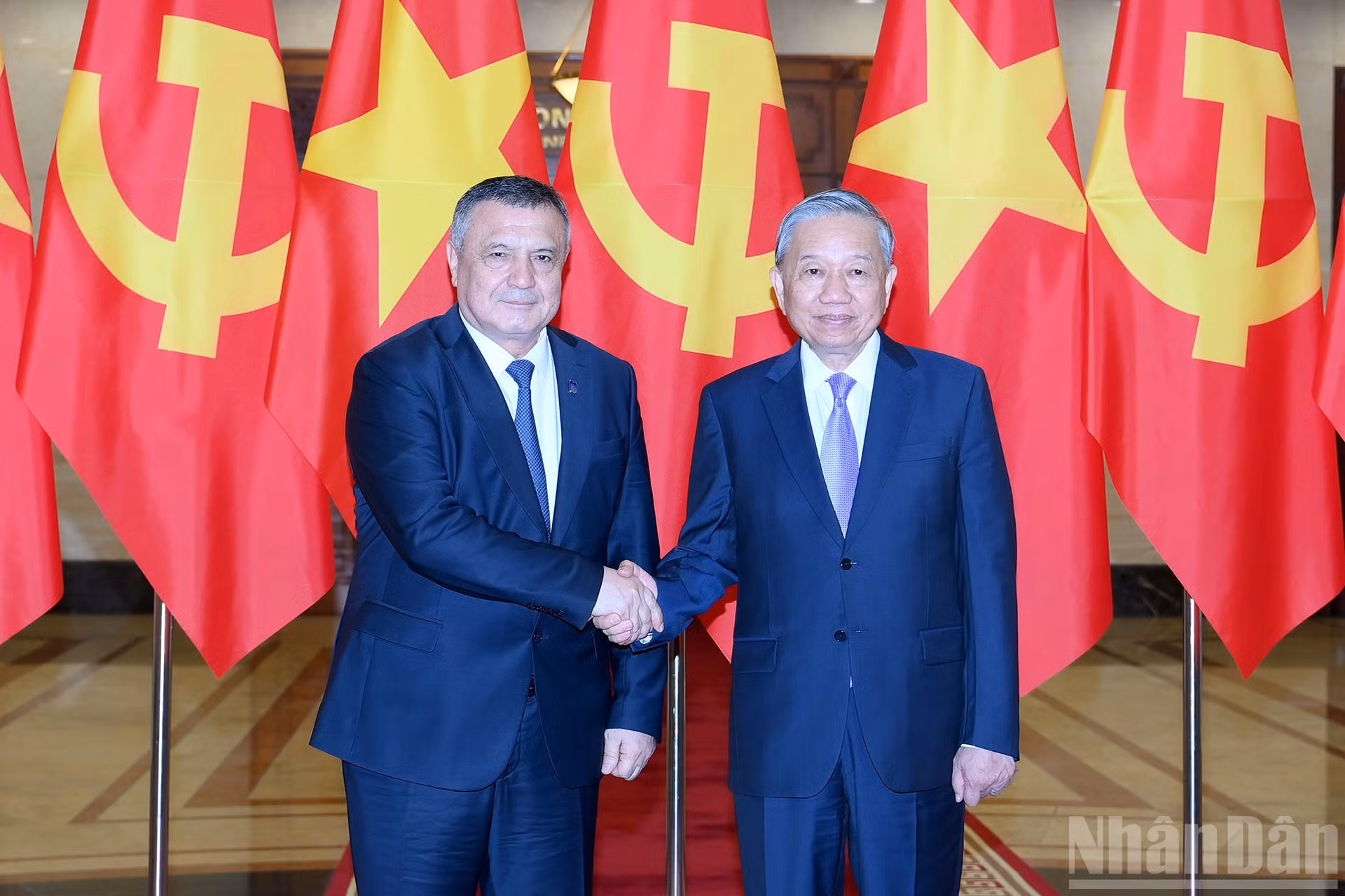El presidente de la Cámara de Representantes de Uzbekistán.