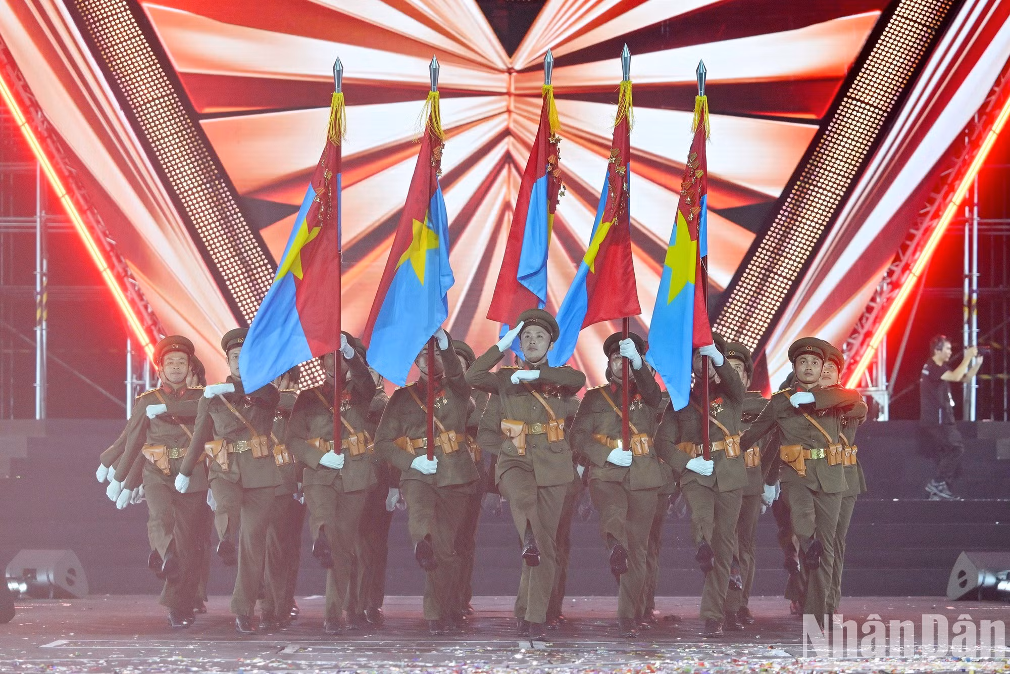 El Bloque de Oficiales representantes de las cinco fuerzas militares.