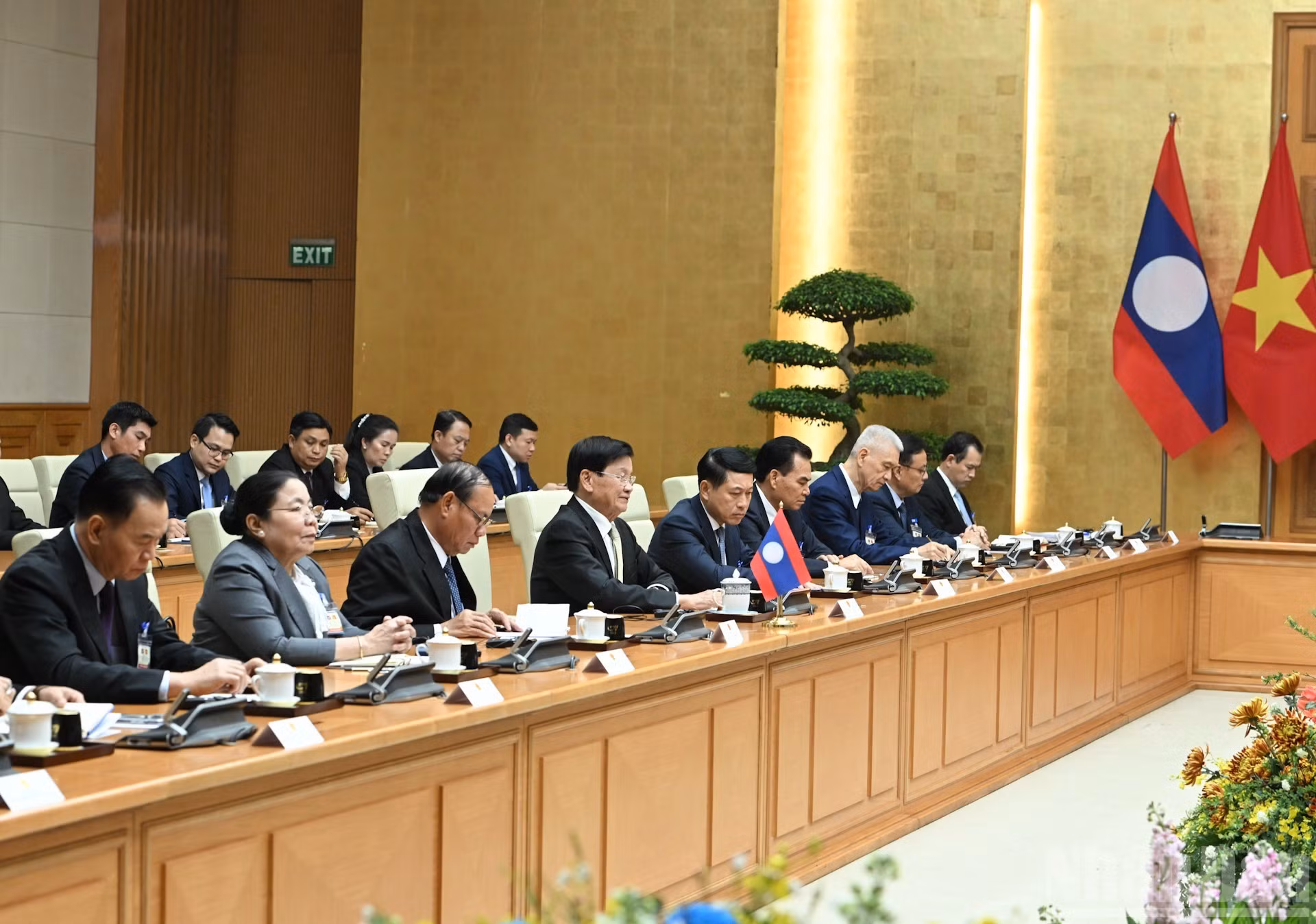 La delegación de Laos en la cita.