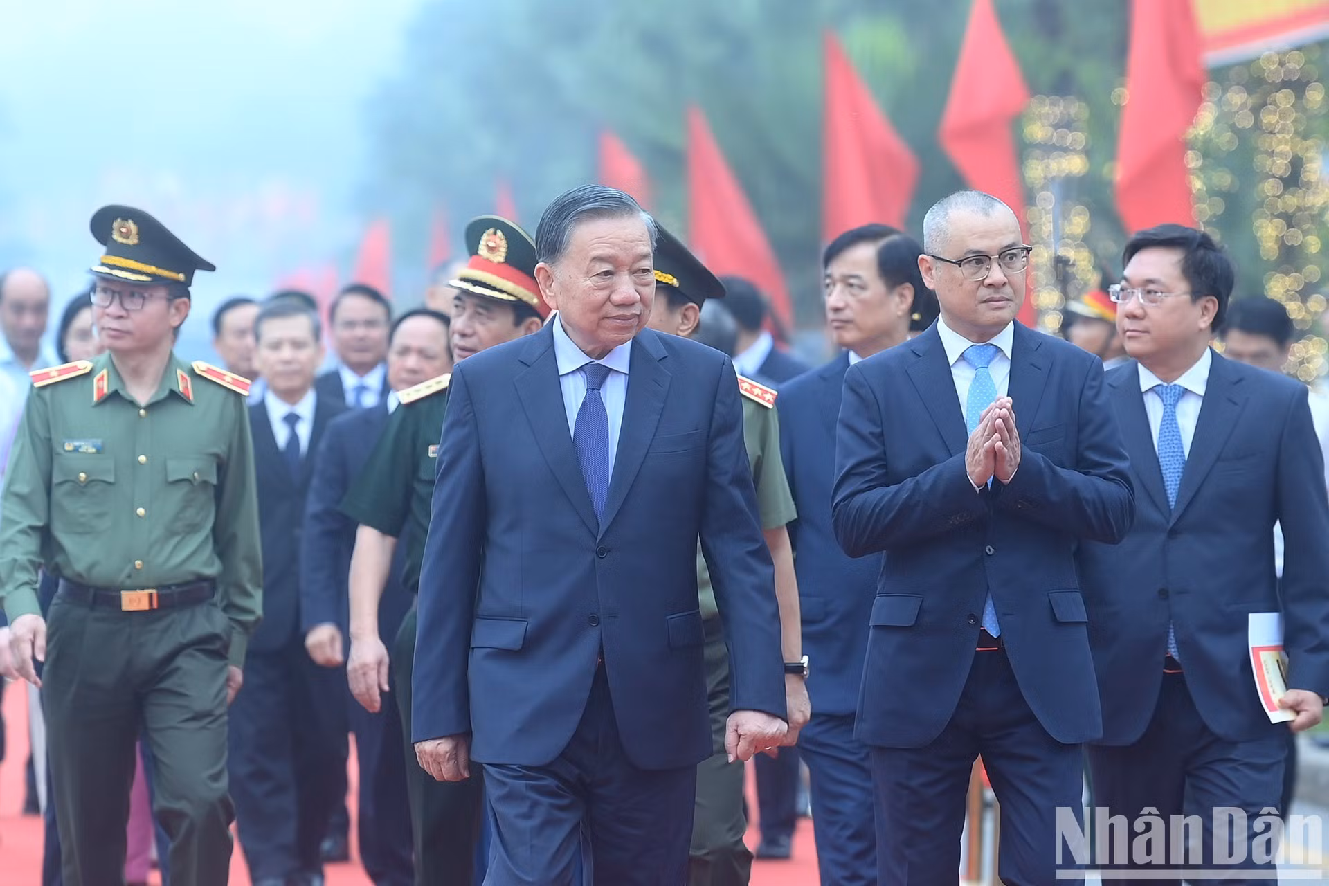 El secretario general del Partido Comunista y presidente de Vietnam, To Lam, asiste a la ceremonia.