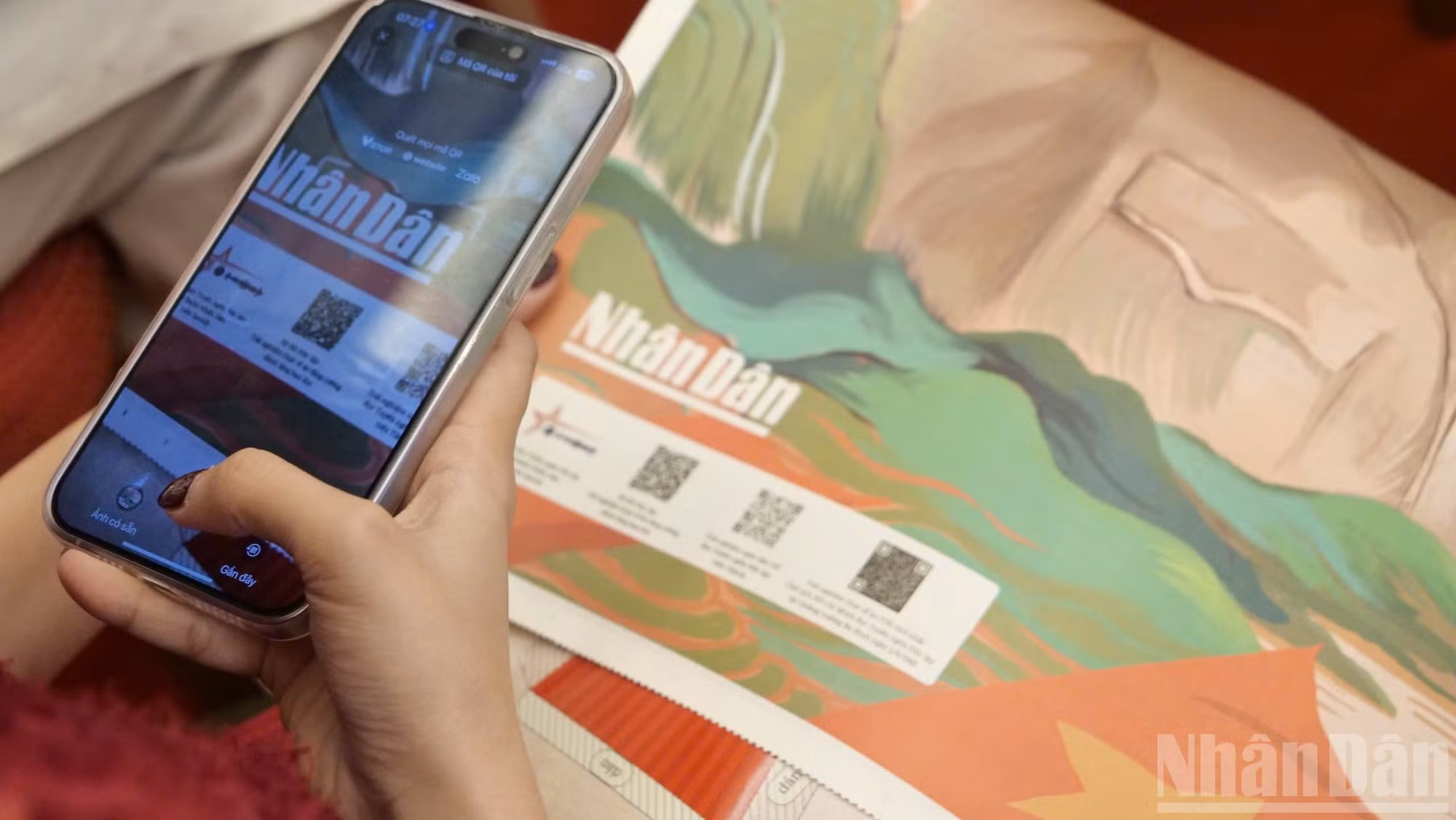 Escanean el código QR para revivir el momento histórico del regreso al país hace 80 años.
