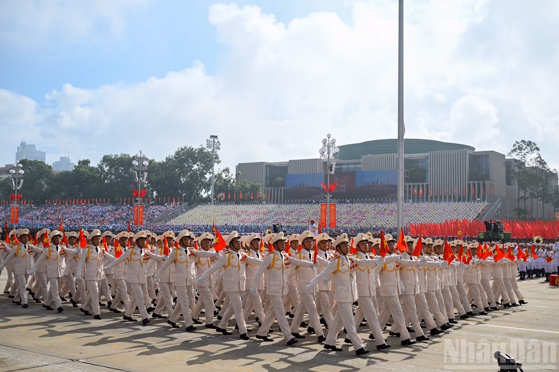 Bloque de exmiembros de la Policía Popular de Vietnam.