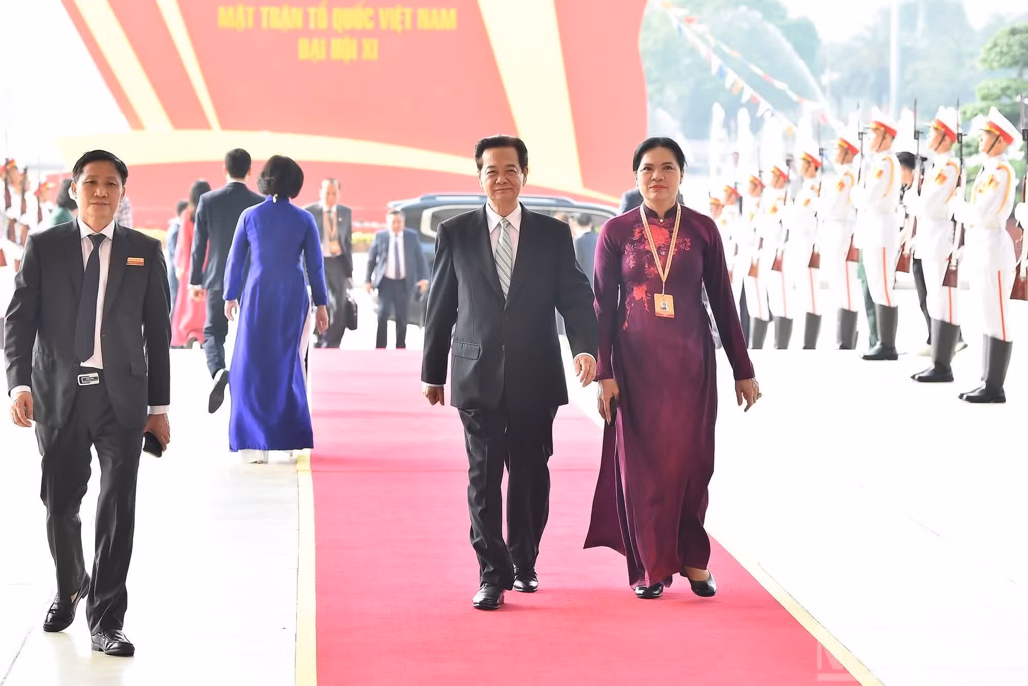El exprimer ministro Nguyen Tan Dung asiste al Congreso.