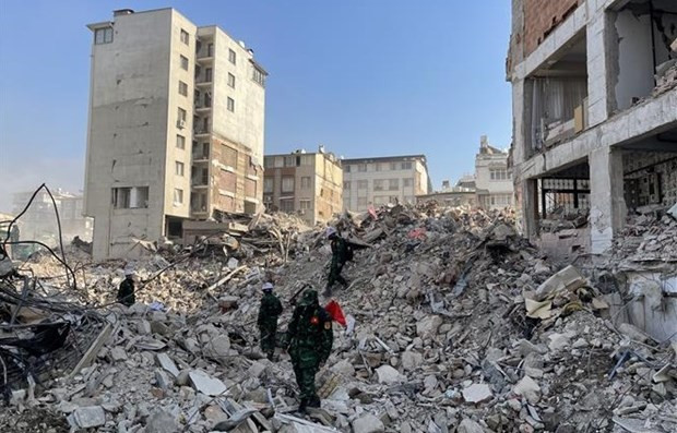La fuerza de rescate del Ejército Popular de Vietnam en Antakya, cabecera de la provincia de Hatay (Fotografía: VNA)