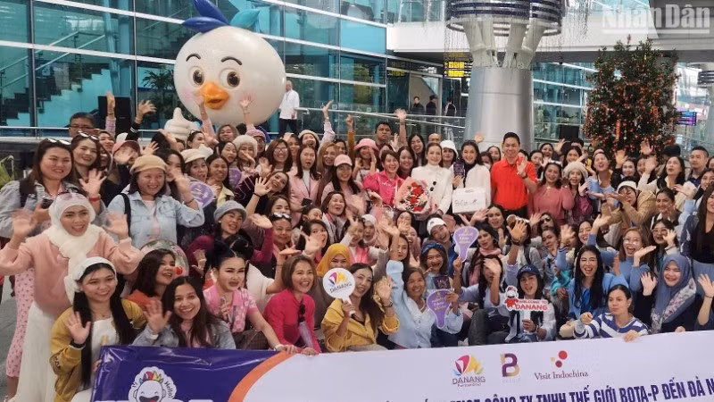 Ciudad vietnamita de Da Nang recibe a cientos de grupos de turistas MICE 