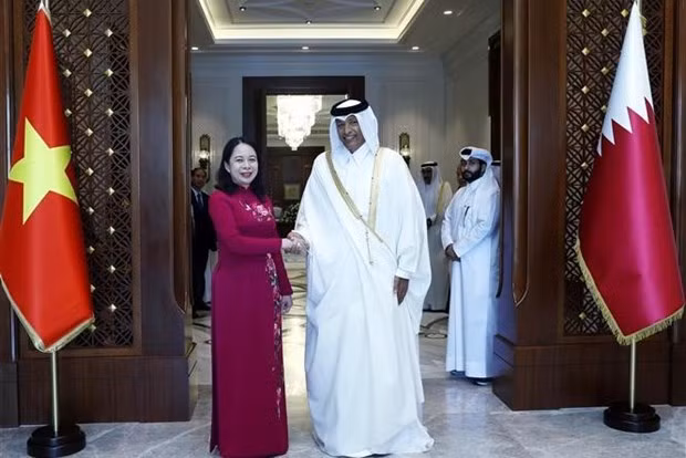 La vicepresidenta vietnamita Vo Thi Anh Xuan y el presidente de la Asamblea Consultiva de Qatar, Hassan bin Abdullah Al-Ghanim (Foto: VNA)