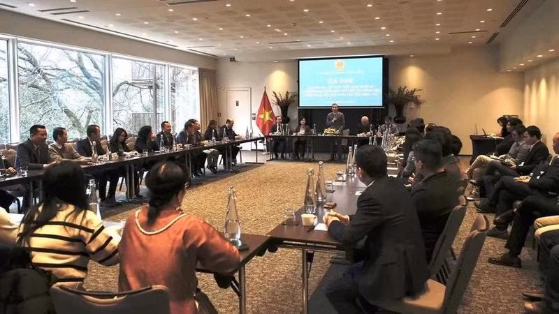 En el seminario (Foto: VNA)