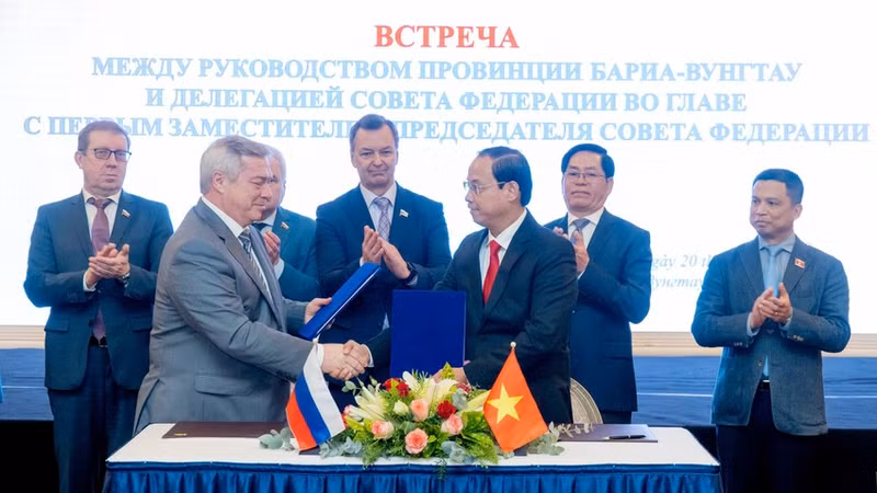 En el evento (Fotografía: VNA)