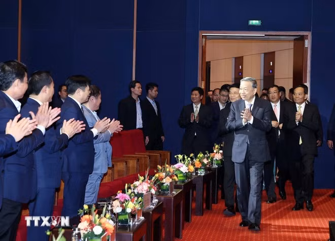 El secretario general del Partido Comunista de Vietnam, To Lam, en la cita. (Foto: Thong Nhat/VNA)