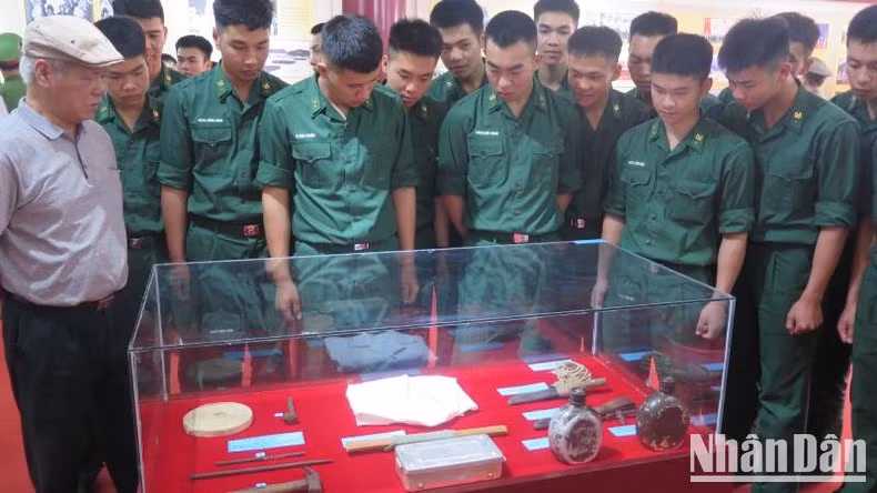 En la exposición se muestran muchos objetos valiosos.