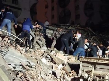 Las fuerzas de rescate buscan a las víctimas del terremoto (Fotografía: AFP/VNA)