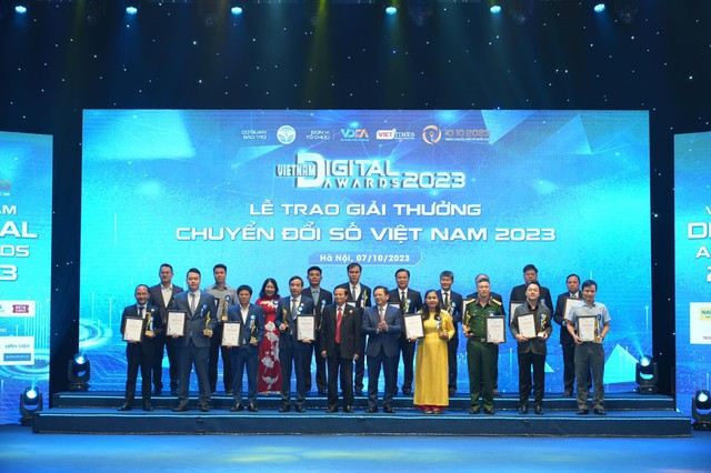 En el evento (Foto: baochinhphu.vn)