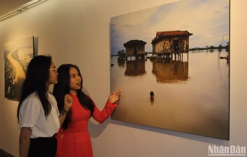 En el evento (Foto: Nhan Dan)