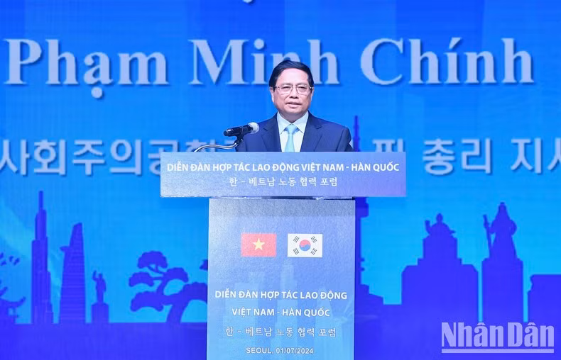 El primer ministro de Vietnam, Pham Minh Chinh, en el foro (Foto: Nhan Dan)