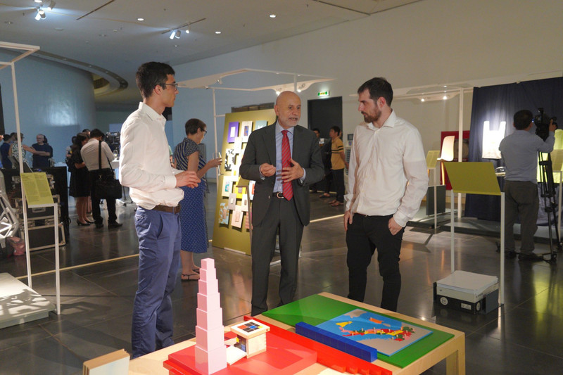 En la exposición (Foto: hanoimoi.com.vn)