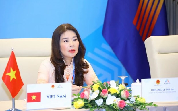 Le Thu Ha, jefa adjunta de la Comisión de Relaciones Exteriores de la Asamblea Nacional de Vietnam. (Foto: VNA)
