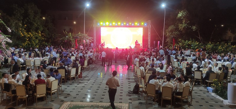 Celebran programa Primavera de la Patria 2024 en Camboya